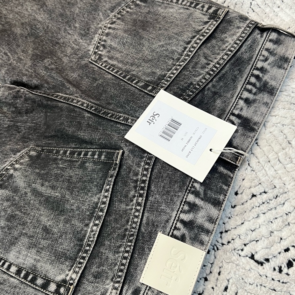 Séfr Straight-leg Jeans in a grey washed denim finish. Made in Italy 🇮🇹 - Picture 7 of 17